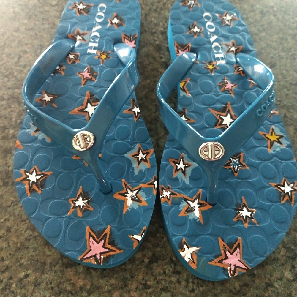 Cowch flip flops